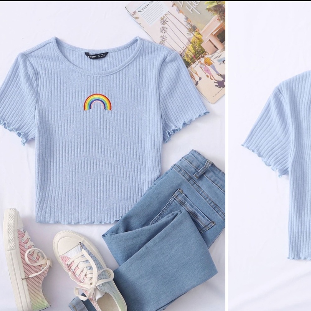 light blue crop top with rainbow design !! 💙🌈